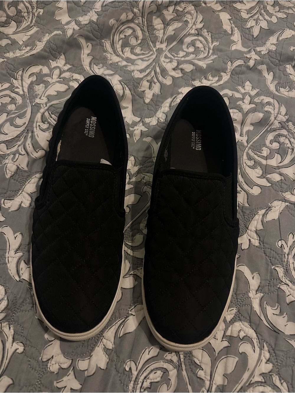 Mossimo Supply Co. Women’s Black Quilted Slip-On Sneakers